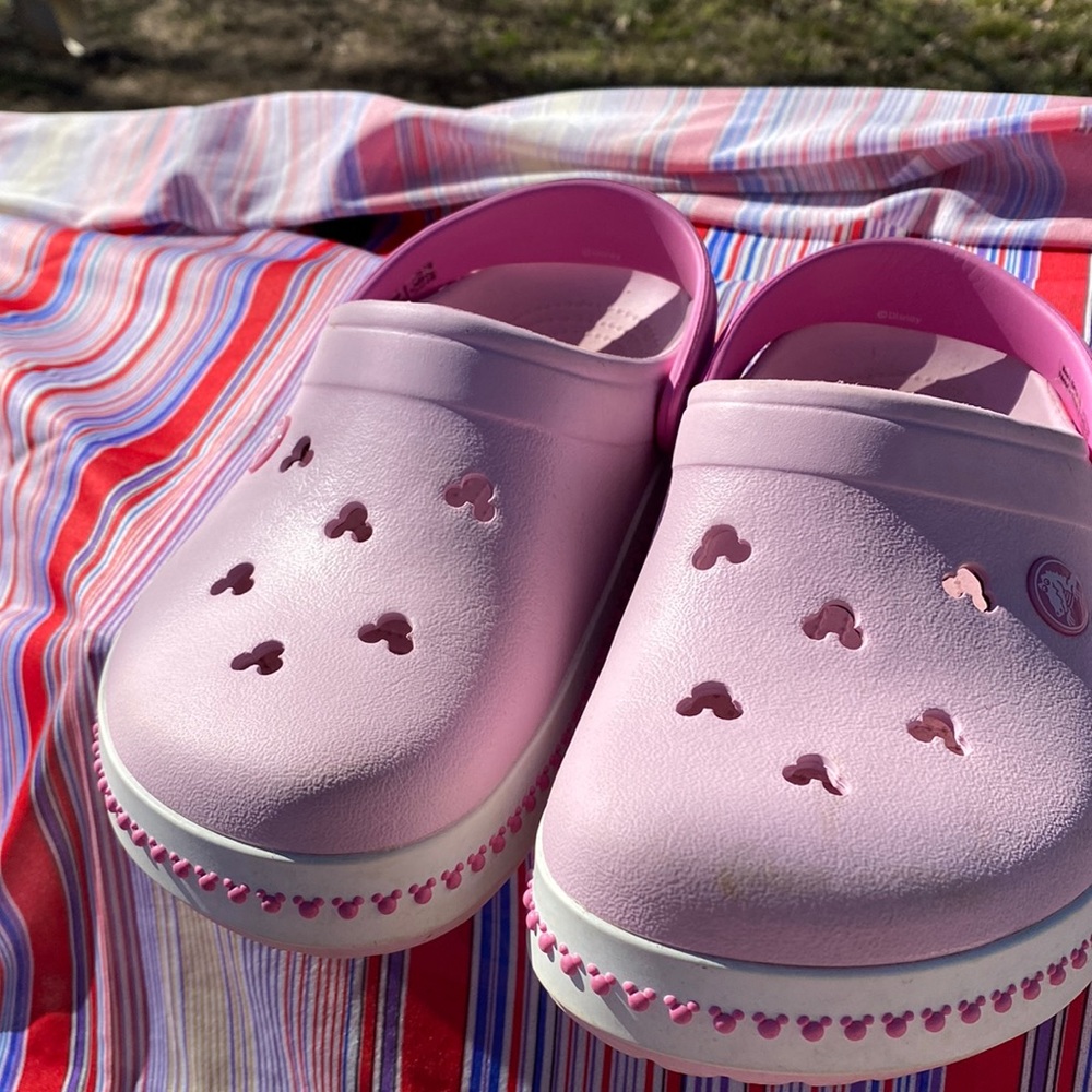 Crocs